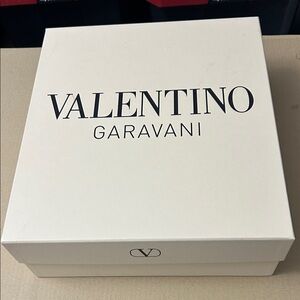 Valentino Garavani Cream Box